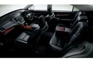 トヨタ クラウン マジェスタ