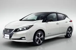 日産 リーフ