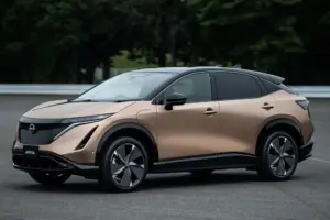 日産 アリア