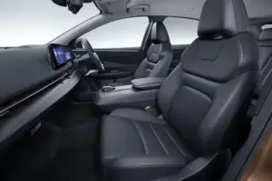 日産 アリア
