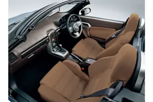 ダイハツ コペン ローブ