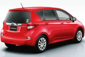 スバル トレジア