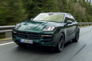 ポルシェ カイエン クーペ