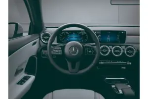 メルセデス・ベンツ A-Class