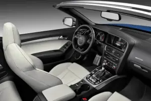 アウディ RS5 Cabriolet