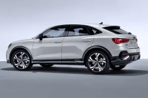 アウディ Q3 Sportback