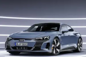 アウディ e-tron GT