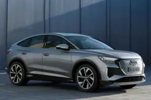 アウディ Q4 Sportback e-tron