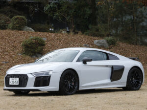 アウディ R8