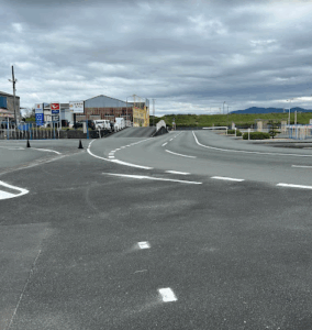 ほめちぎる教習所 伊勢