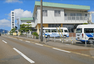 巻中央自動車学校