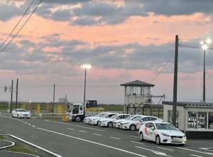 巻中央自動車学校