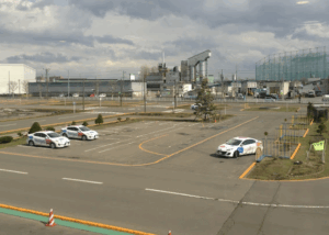 鉄工団地自動車学園