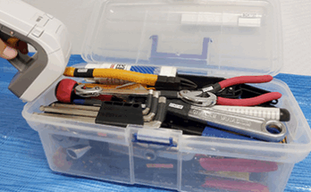 携行品・工具などの点検