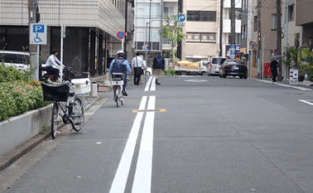 歩行者用路側帯